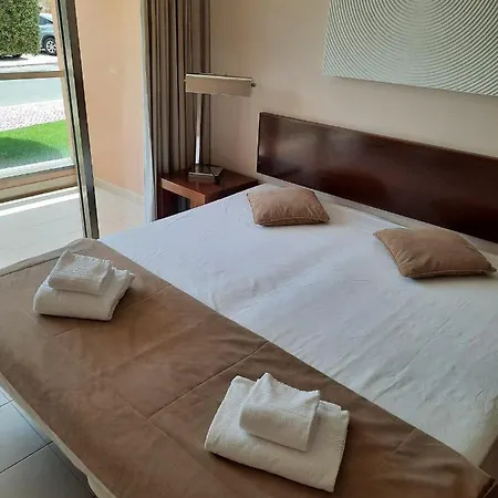 Apartamento Salgados By The *