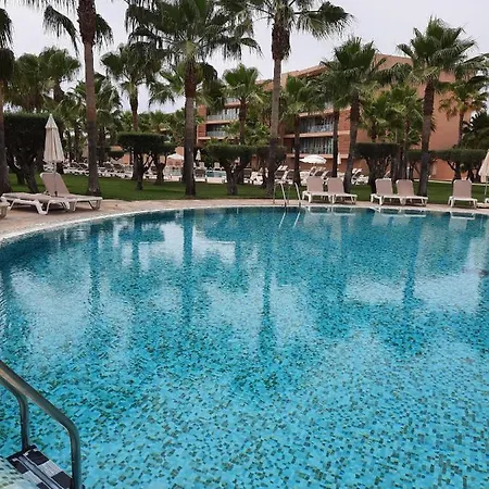 Apartment Salgados By The